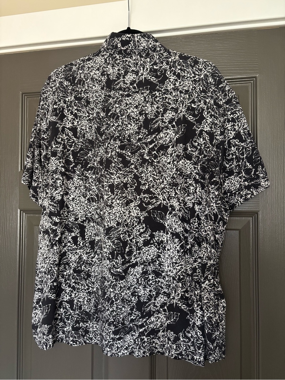 Men's Perry Ellis Button-up Shirt - Picture 4 of 4